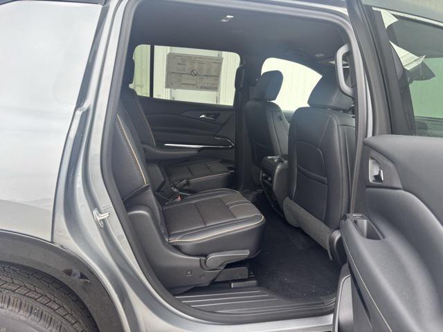 new 2026 Chevrolet Traverse car, priced at $44,960