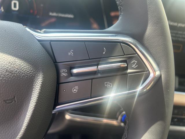 new 2026 Chevrolet Equinox car, priced at $37,125