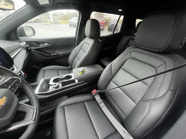 new 2026 Chevrolet Equinox car, priced at $35,995