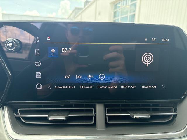 new 2025 Chevrolet Trax car, priced at $25,525