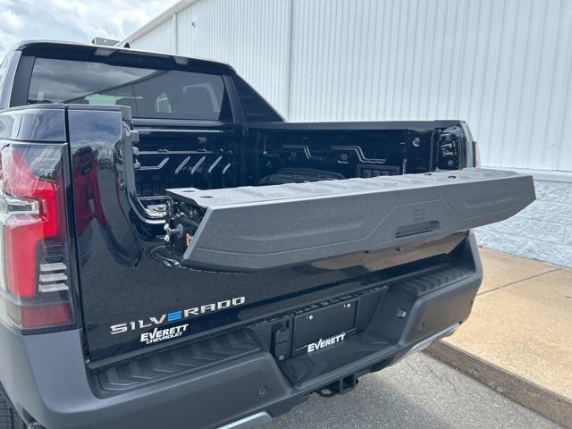 new 2025 Chevrolet Silverado EV car, priced at $68,195