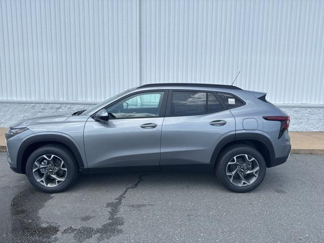 new 2025 Chevrolet Trax car, priced at $25,015