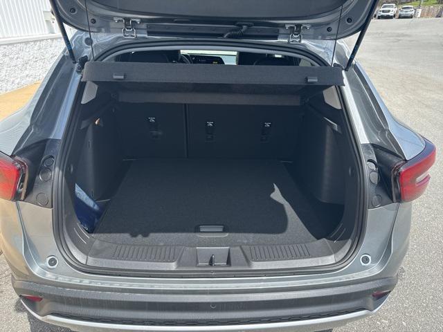 new 2025 Chevrolet Trax car, priced at $25,015