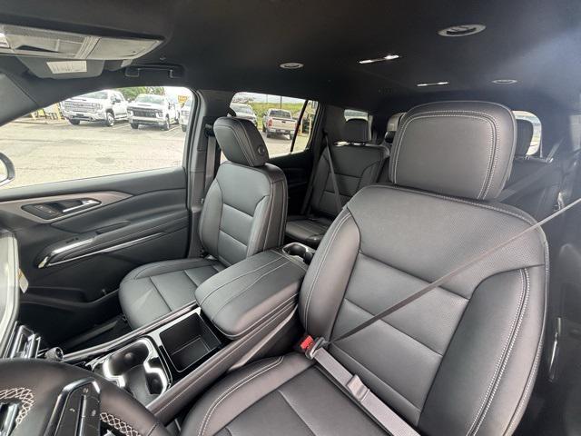 new 2026 Chevrolet Traverse car, priced at $44,065