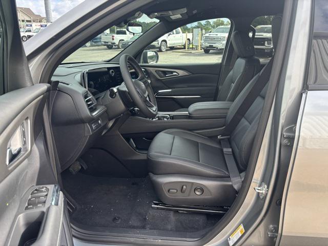 new 2026 Chevrolet Traverse car, priced at $44,065