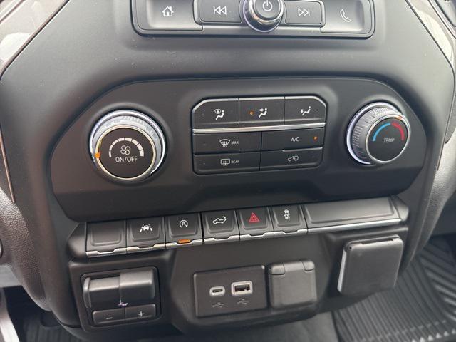 new 2025 Chevrolet Silverado 1500 car, priced at $41,942