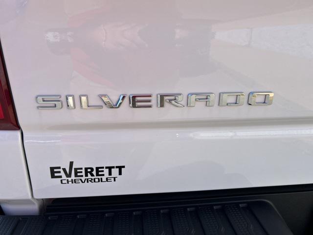 new 2025 Chevrolet Silverado 1500 car, priced at $52,644