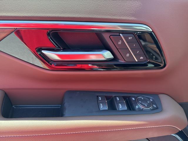 new 2025 Chevrolet Suburban car, priced at $89,980