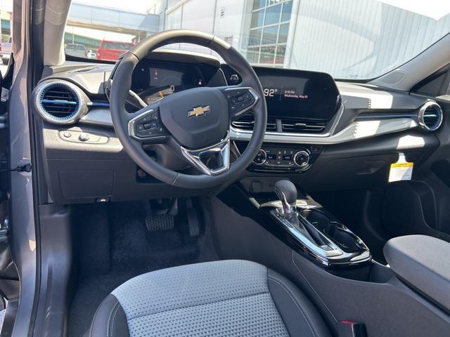 new 2025 Chevrolet Trax car, priced at $25,800