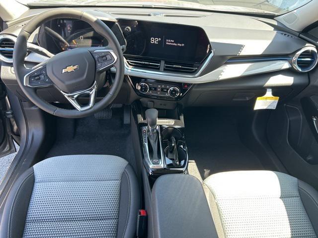 new 2025 Chevrolet Trax car, priced at $25,800