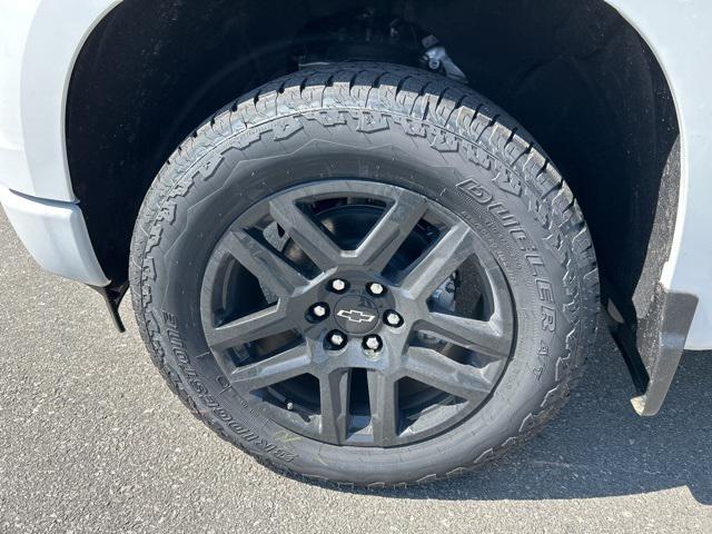 new 2025 Chevrolet Silverado 1500 car