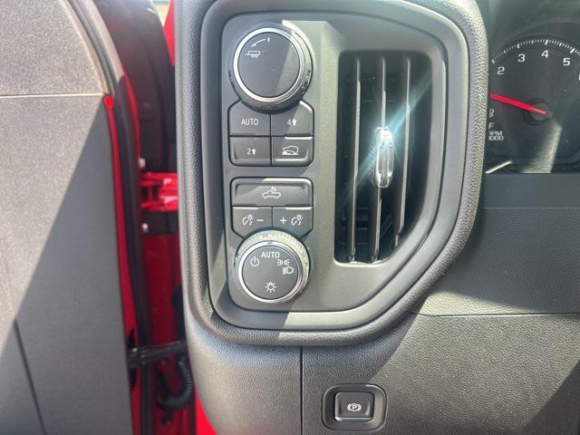 new 2025 Chevrolet Silverado 1500 car, priced at $42,123