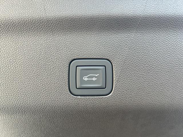 new 2025 Chevrolet Tahoe car, priced at $72,970