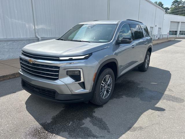 new 2025 Chevrolet Traverse car