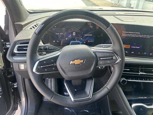 new 2025 Chevrolet Traverse car