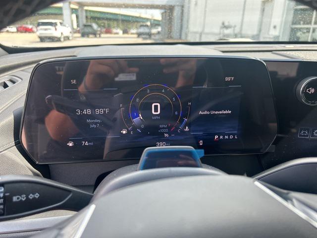 new 2025 Chevrolet Traverse car