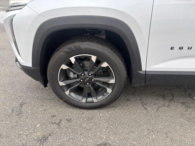 new 2026 Chevrolet Equinox car, priced at $39,380