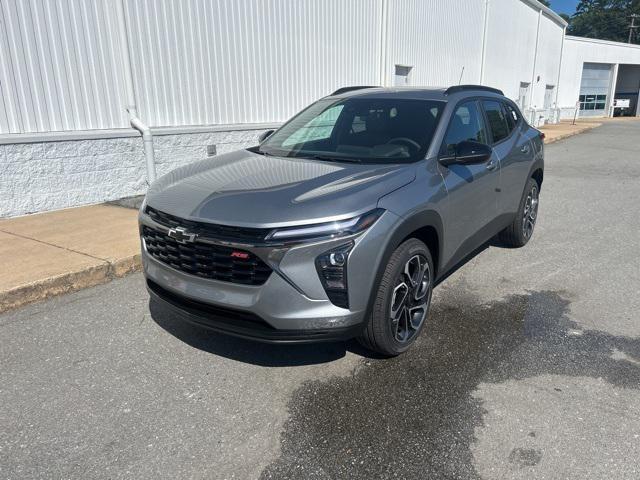 new 2025 Chevrolet Trax car, priced at $27,073