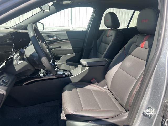 new 2025 Chevrolet Trax car, priced at $27,073