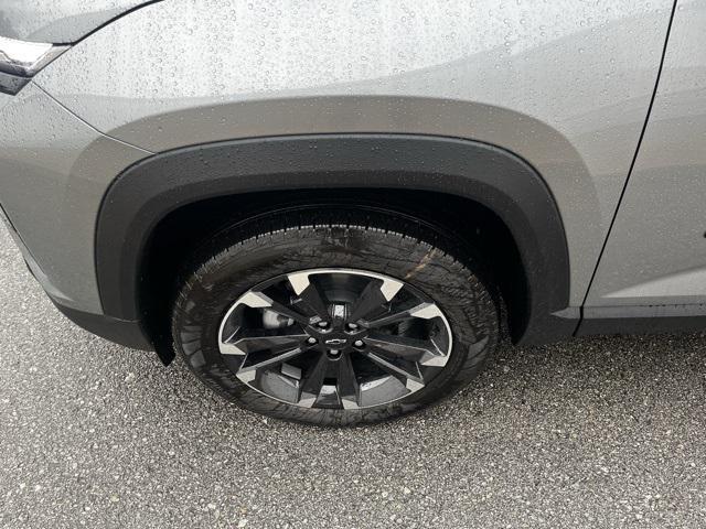 new 2026 Chevrolet Equinox car, priced at $38,385