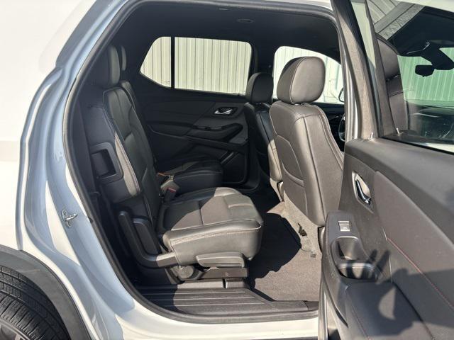 used 2022 Chevrolet Traverse car, priced at $26,589