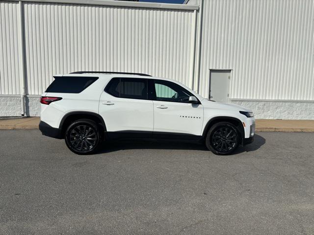 used 2022 Chevrolet Traverse car, priced at $26,589