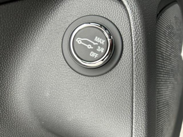 new 2025 Chevrolet TrailBlazer car, priced at $29,926
