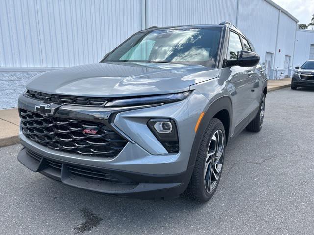 new 2025 Chevrolet TrailBlazer car, priced at $28,068