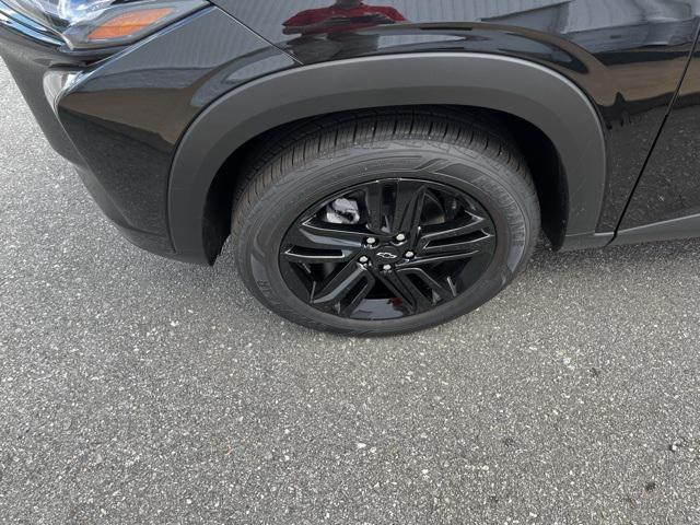 new 2025 Chevrolet Trax car