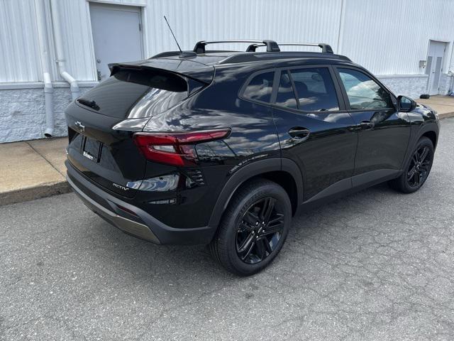 new 2025 Chevrolet Trax car
