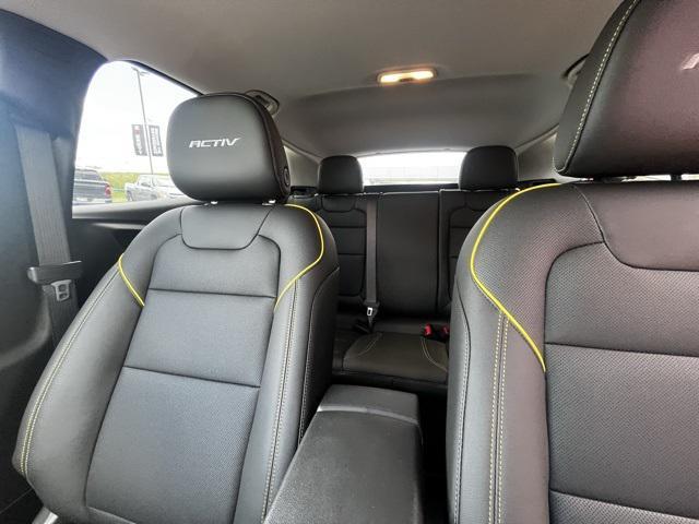 new 2025 Chevrolet Trax car
