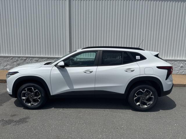new 2025 Chevrolet Trax car, priced at $25,284