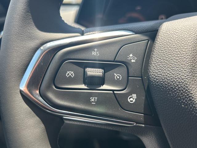 new 2025 Chevrolet Trax car, priced at $25,800