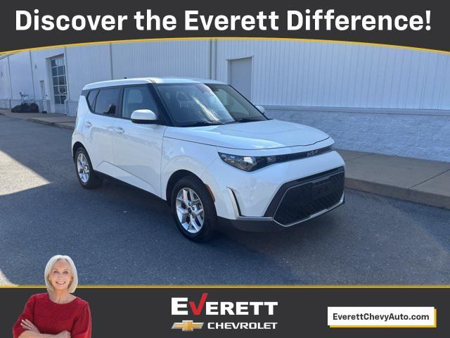 used 2025 Kia Soul car, priced at $18,967