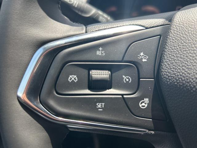 new 2025 Chevrolet Trax car, priced at $25,525