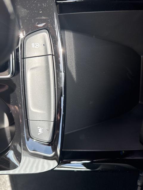 new 2025 Chevrolet Trax car, priced at $25,525