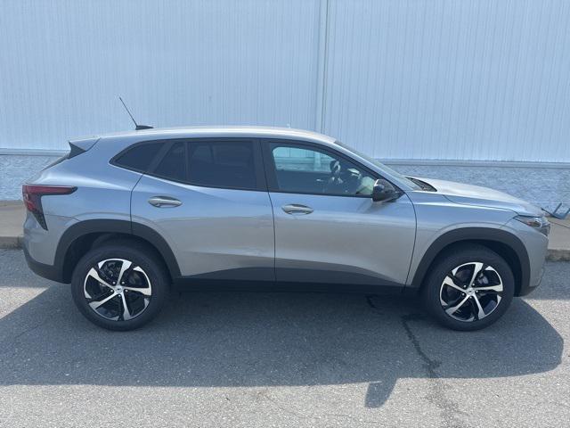 new 2025 Chevrolet Trax car, priced at $24,330