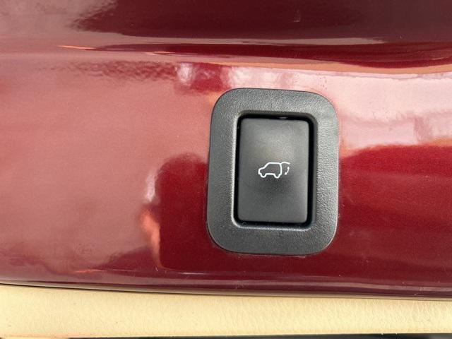 used 2017 Toyota Highlander car, priced at $19,745