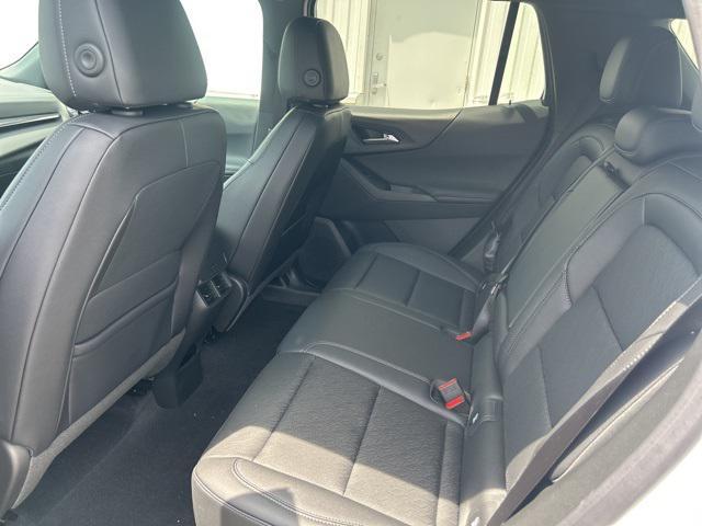 new 2026 Chevrolet Equinox car, priced at $34,225