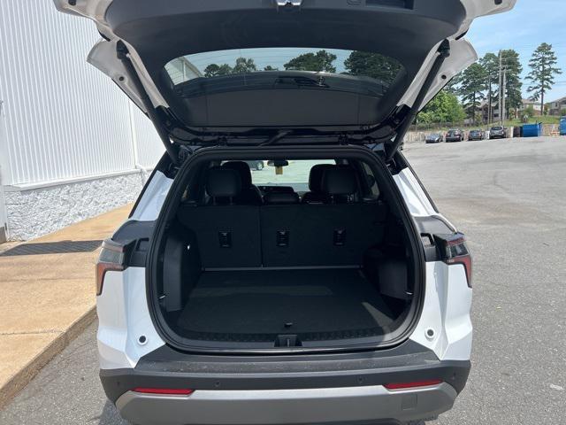 new 2026 Chevrolet Equinox car, priced at $34,225