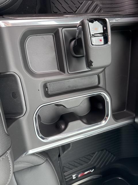 new 2025 Chevrolet Silverado 1500 car, priced at $56,680