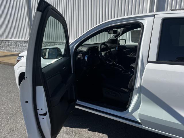 new 2026 Chevrolet Colorado car, priced at $35,742