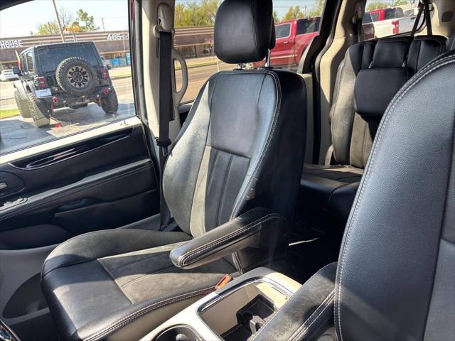 used 2019 Dodge Grand Caravan car, priced at $13,998