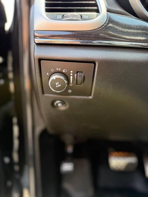used 2015 Jeep Grand Cherokee car, priced at $16,998