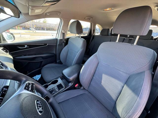 used 2020 Kia Sorento car, priced at $13,998