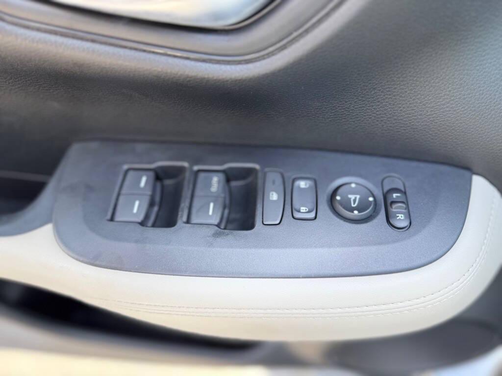 used 2024 Honda HR-V car, priced at $22,998