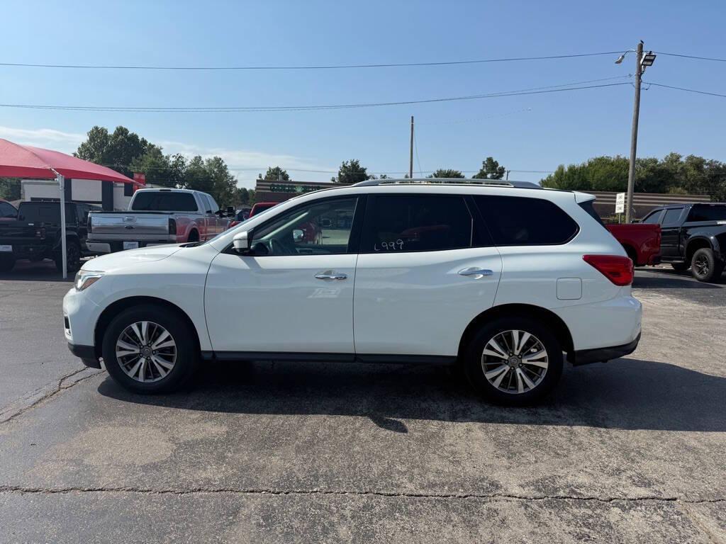 used 2020 Nissan Pathfinder car, priced at $17,988