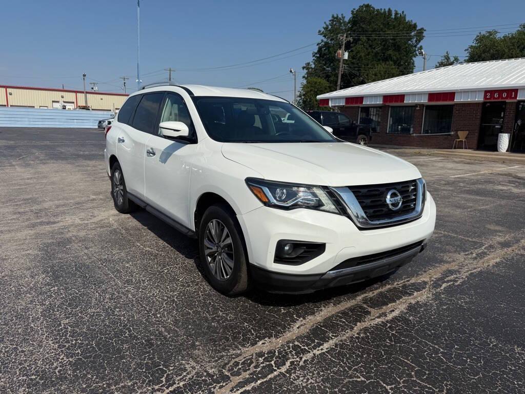 used 2020 Nissan Pathfinder car, priced at $17,988