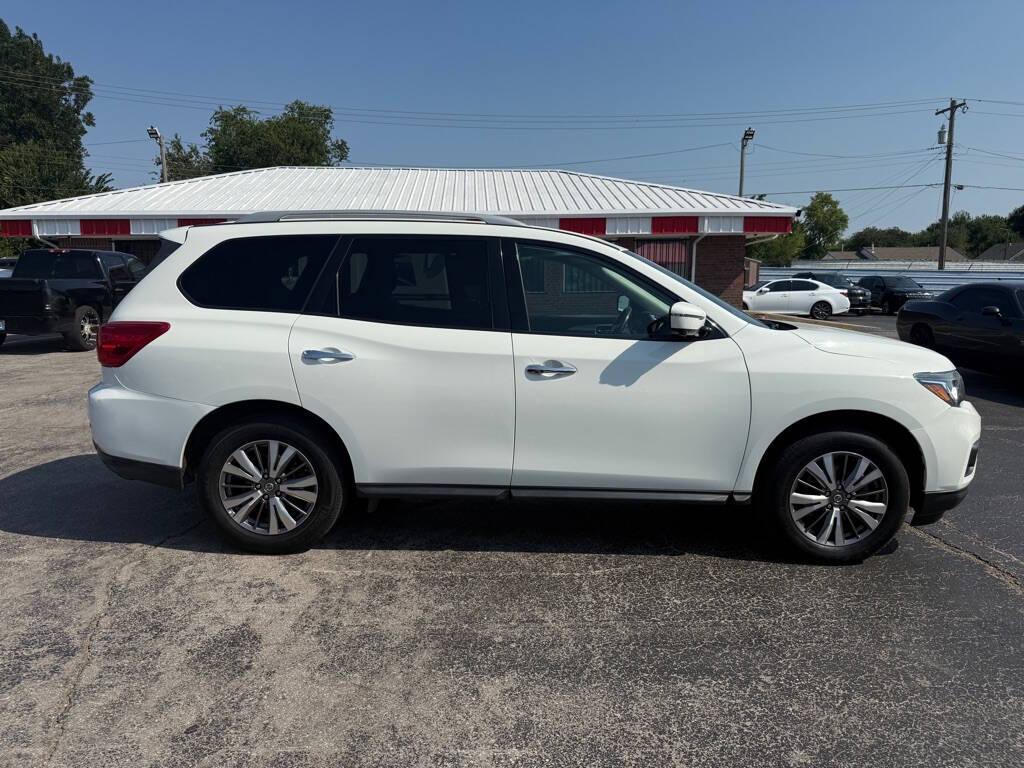 used 2020 Nissan Pathfinder car, priced at $17,988