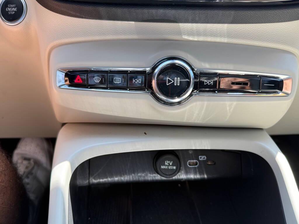 used 2023 Volvo XC40 car, priced at $27,998